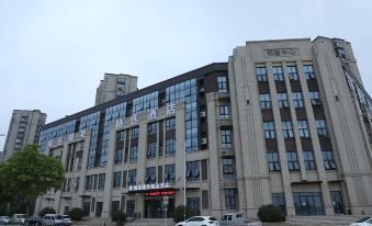 Durian Candy Hotel (Xuzhou High-speed Railway East Station Donghu Branch)