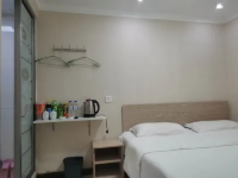 Ruihong Fashion Room