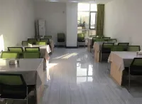 Iu Hotel (yuan's People's Road Yigou Mall store) Hotels in Zanhuang