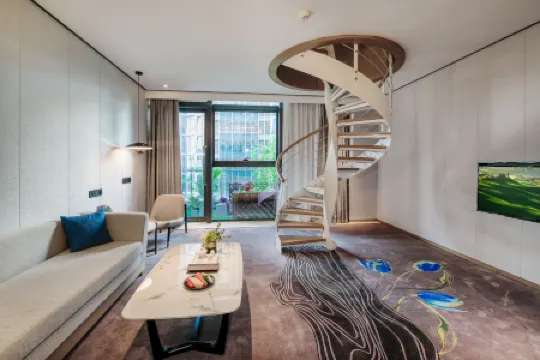 Shenzhen YueChao Hotel (Nanshan Science and Technology Park Branch) Отели рядом с достопримечательностью «Coast City»