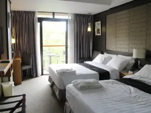 Le Monet Hotel