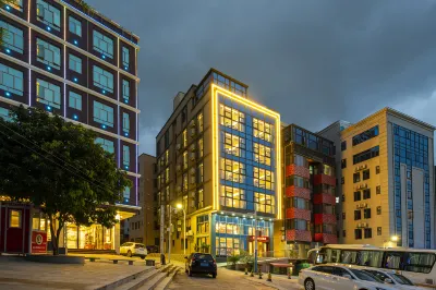 珠海仁熙假日飯店(珠海金灣機場店) 珠海機場附近的飯店