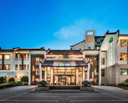Julong Hotel Hotels in Qingyang
