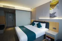 Homeinn Selected Hotel (Zhongshan Lihe Plaza Sports Road) Hotel in zona Kuchong Business Street