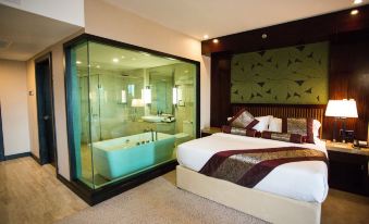 Royale Signature Hotel