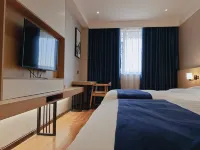 Zaoyang Qingcheng Hotel