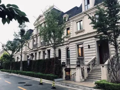 Yiyuanshu Homestay (Dalian Jinshitan)