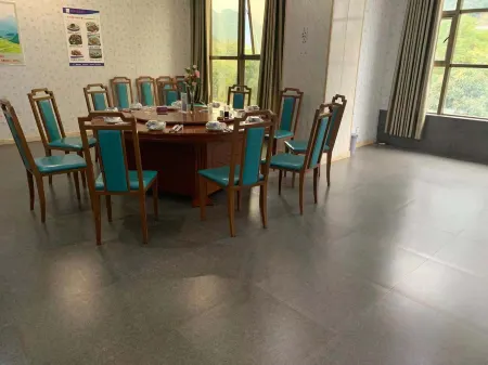 Lingyun Zhuangzhi Lingyun International Hotel