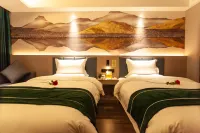 靖邊阜美雅緻酒店 鄰近武漢天元釣具水族（靖邊直銷店）的酒店