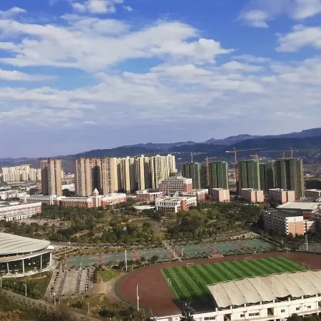 Vienna International Hotel (Chengdu Longquan Automobile City Aviation Academy Branch)