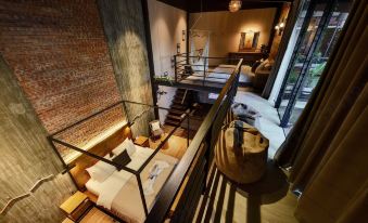 28 The Loft