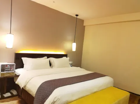 Xing Yi Hai Yu Hotel