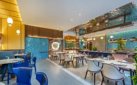 Metropolo Jin Jiang  Hotels（Millennium City Park,Starlight Mall  Kaifeng ） Отели рядом с достопримечательностью «Kaifeng Gulou Plaza»