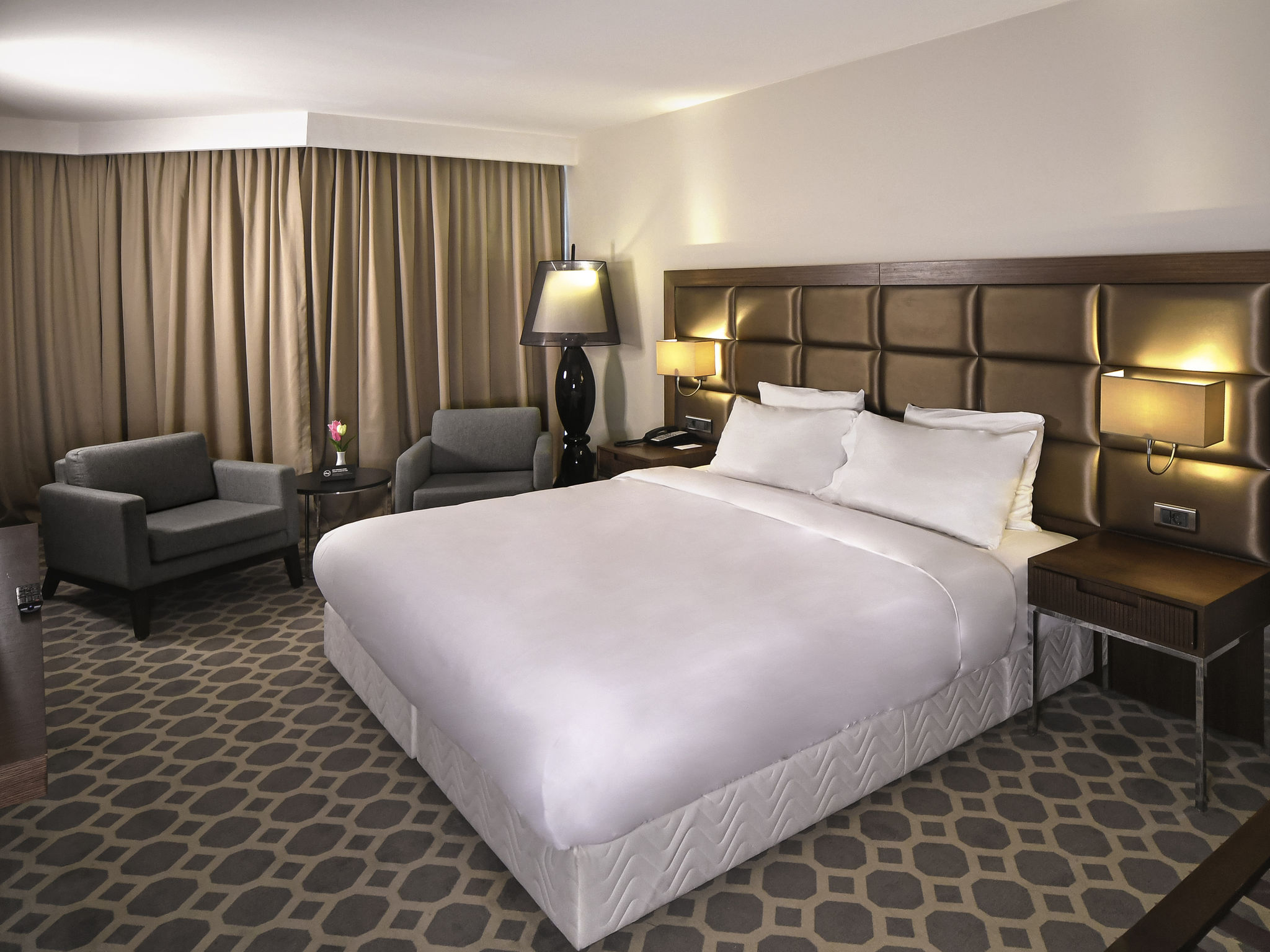 Mercure Istanbul West Hotel & Convention Center