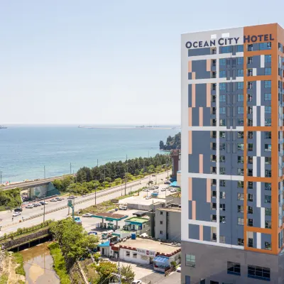 Donghae Oceancity Residence Hotel Отели рядом с достопримечательностью «Спортивный комплекс Самчхока»