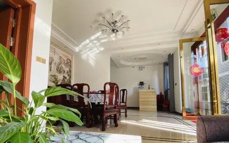 Zou'an Meet Xiaoyuan Homestay Отели рядом с достопримечательностью «Qiandao Lake Longchuan Bay»