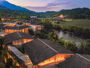 Mount Fanjing Borui Resort