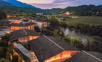 Mount Fanjing Borui Resort