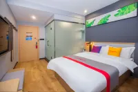 Junyi Select Hotel (Wanda Plaza, Huangshigang District)