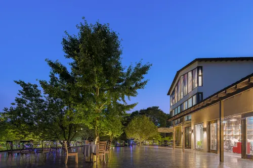 Floral Hotel · Luxury Designer Art Hotel (Nanjing Ginkgo Lake Shop) Hôtels à : Nanjing