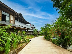 Floral Hotel·Yao Mother's Guest Hotel (wangtianshu scenic spot in Xishuangbanna)