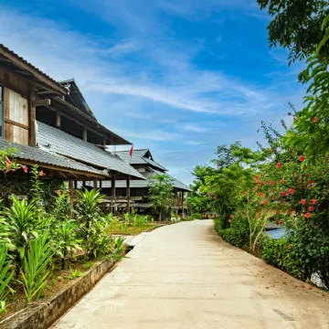 Floral Hotel·Yao Mother's Guest Hotel (wangtianshu scenic spot in Xishuangbanna)