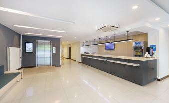 Homeinn Ease Hotel(Panjin Shifu Plaza store)
