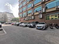 Libo Hotel (Guilin North  Railway Station)