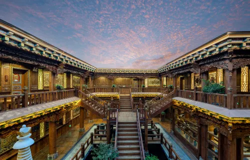 Passing-cloud Resort·Gaogongfu (Ancient town of Dukezong,Shangri-la)