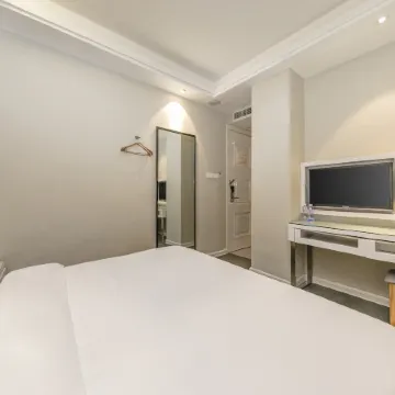 Higher Boutique Hotel