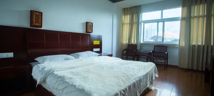 Longling Hongyan Hotel Hotéis em Condado de Longling