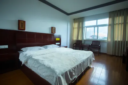 Longling Hongyan Hotel Отели в г. Лунлинь