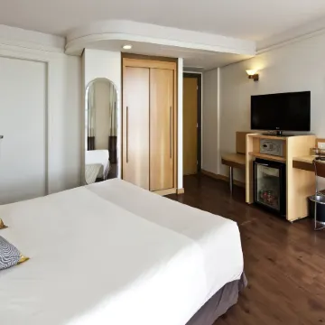 Hotel Nacional Inn Jaragua Sao Paulo Отели рядом с достопримечательностью «Жардин»