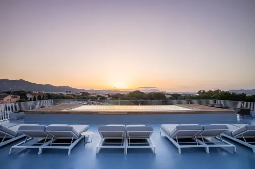 Felix Hotel Olbia فنادق في أولبيا