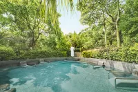 Guxiang Hot spring Resort Hotels in Xiangzhou County