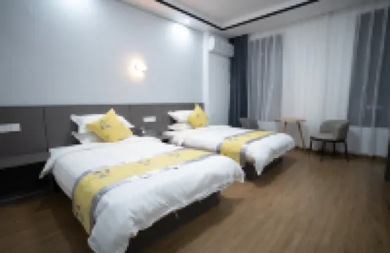 Minghu Xiaozhu Boutique Inn