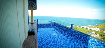 Outdoor Swimming Pool Araliya Beach Resort and Spa Photo