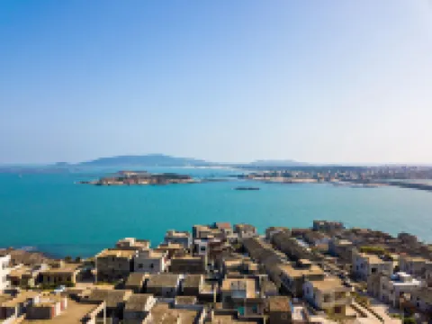 Qichi Three Sisters Inn Hotels near Beigang Village