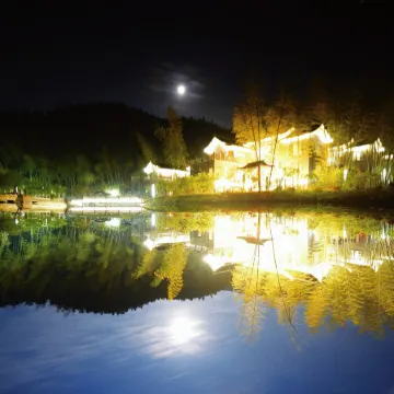 yun bing shan xi feng zhai hotel