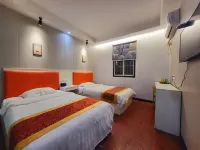 Shouxian Xingzhe Business Hotel