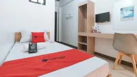 RedDoorz Near Iloilo International Airport Hotels in Iloilo