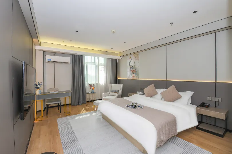 Ruiyun Hotel (Guangzhou Huadu Shiling Leather City)