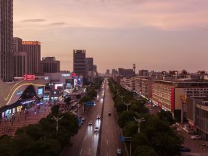 Hanting Hotel (Yangzhou Wanda Branch)