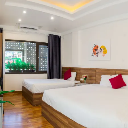 Bai Chay Panda Hotel
