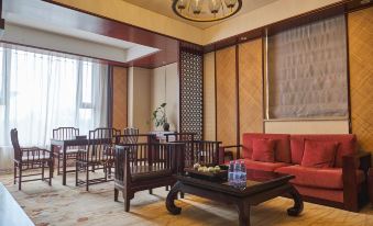 Seven-cultivation Hotel