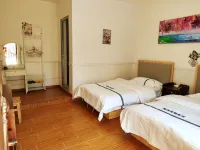 Kangding Guxin Homestay - Hot Tub