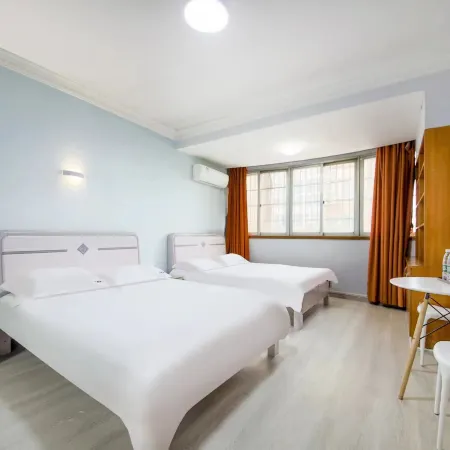 Ningmeng Hotel (Shijiezhichuang)