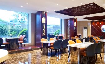 Shunquan Jinguan Business Hotel