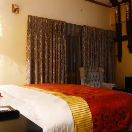 Sandralia Hotel