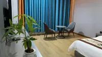 Nangqian Songyu Hotel - parking